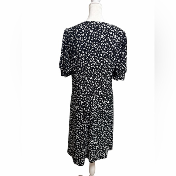 Tommy Hilfiger Black White Floral Puff Sleeve V-Neck Dress Size 14 Cottagecore - Picture 3 of 6